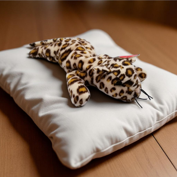 TY Beanie Baby Freckles The Leopard, 1993, TEENIE BEANIE BABIES - Picture 1 of 7